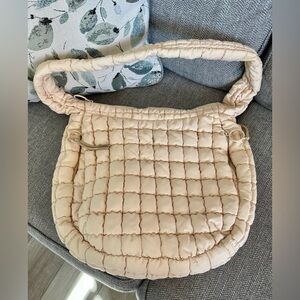 NWOT Urban Expressions Square Quilt Nylon Hobo Bag